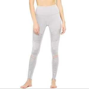 Light grey Alo yoga motto pants XS